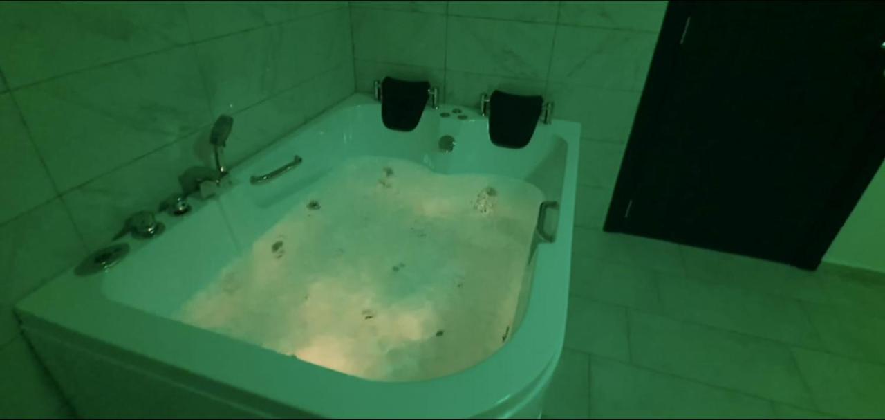 Deltix Apartments Vrsac Luaran gambar