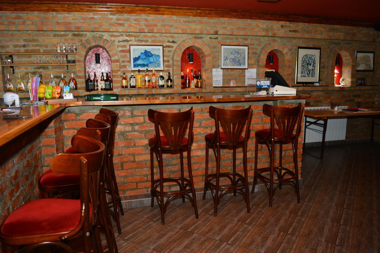Deltix Apartments Vrsac Luaran gambar