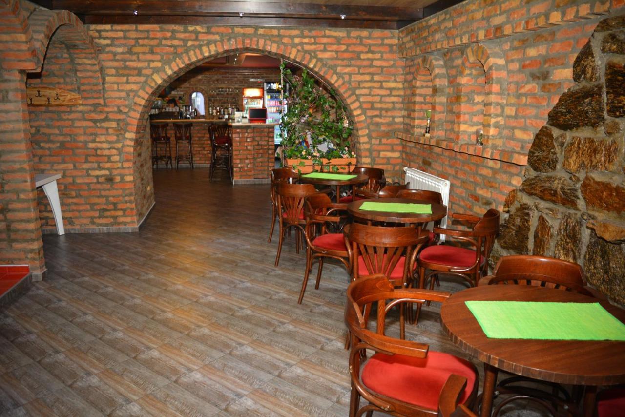 Deltix Apartments Vrsac Luaran gambar