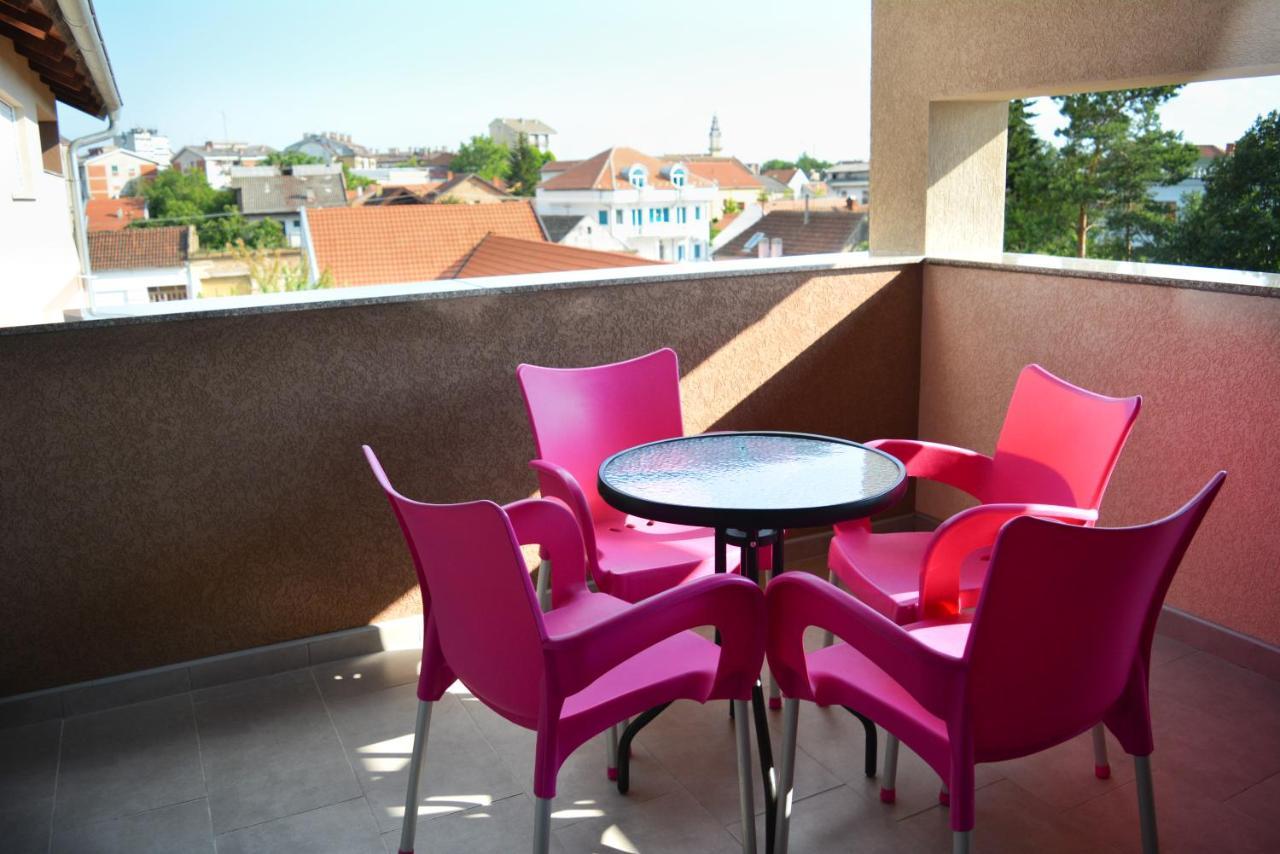 Deltix Apartments Vrsac Luaran gambar