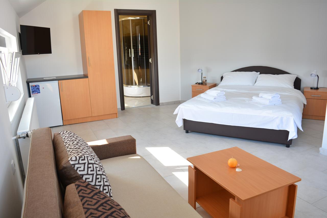 Deltix Apartments Vrsac Luaran gambar