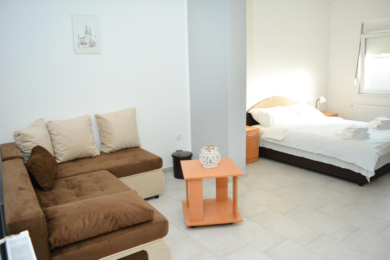 Deltix Apartments Vrsac Luaran gambar