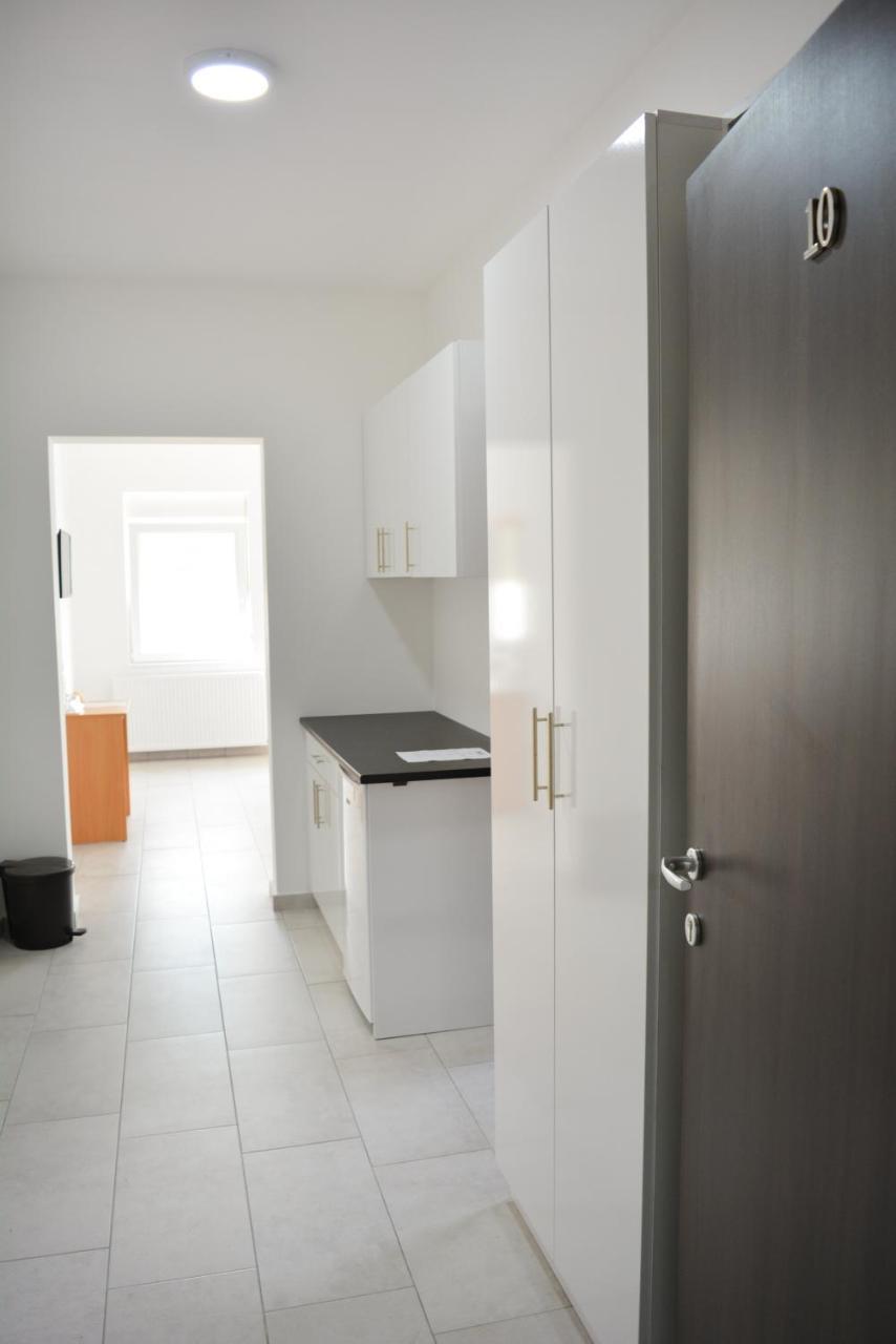 Deltix Apartments Vrsac Luaran gambar