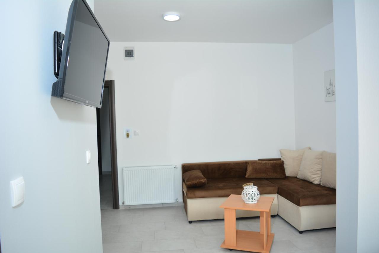 Deltix Apartments Vrsac Luaran gambar